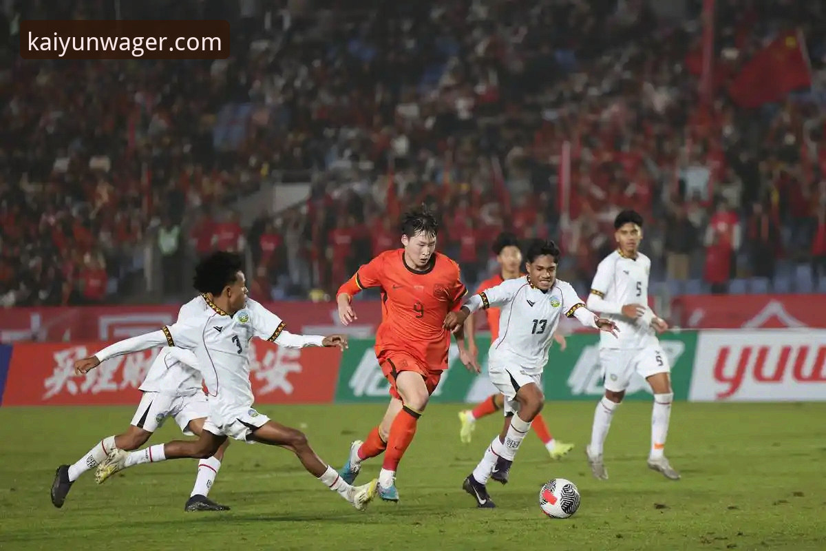 U19国足土伦杯1-0力克哥伦比亚，闪电进球与神勇扑救引爆赛场最新动态
